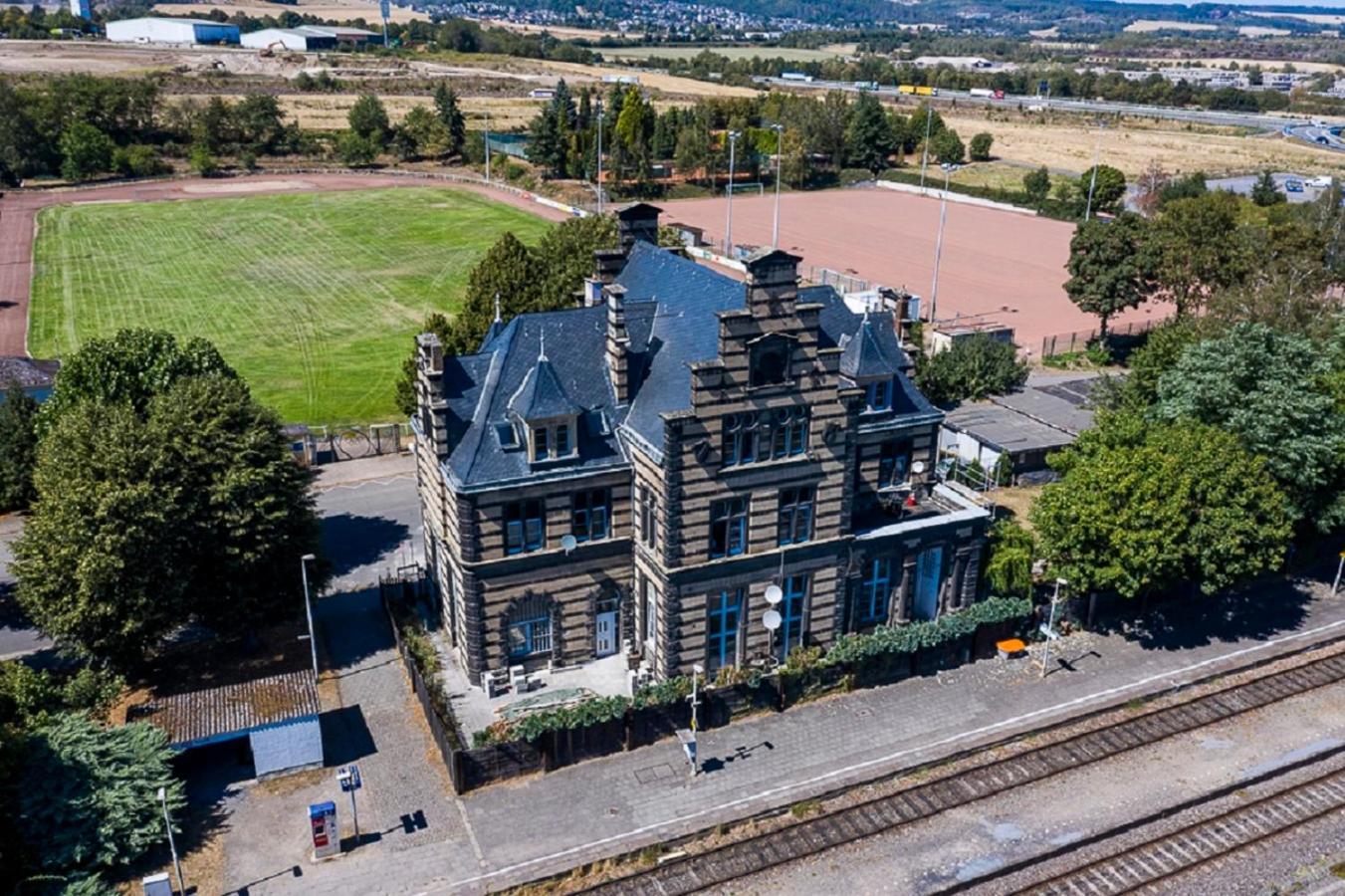 Wohnen Wie Im Schloss - Alter Bahnhof Von Kruft Exteriér fotografie